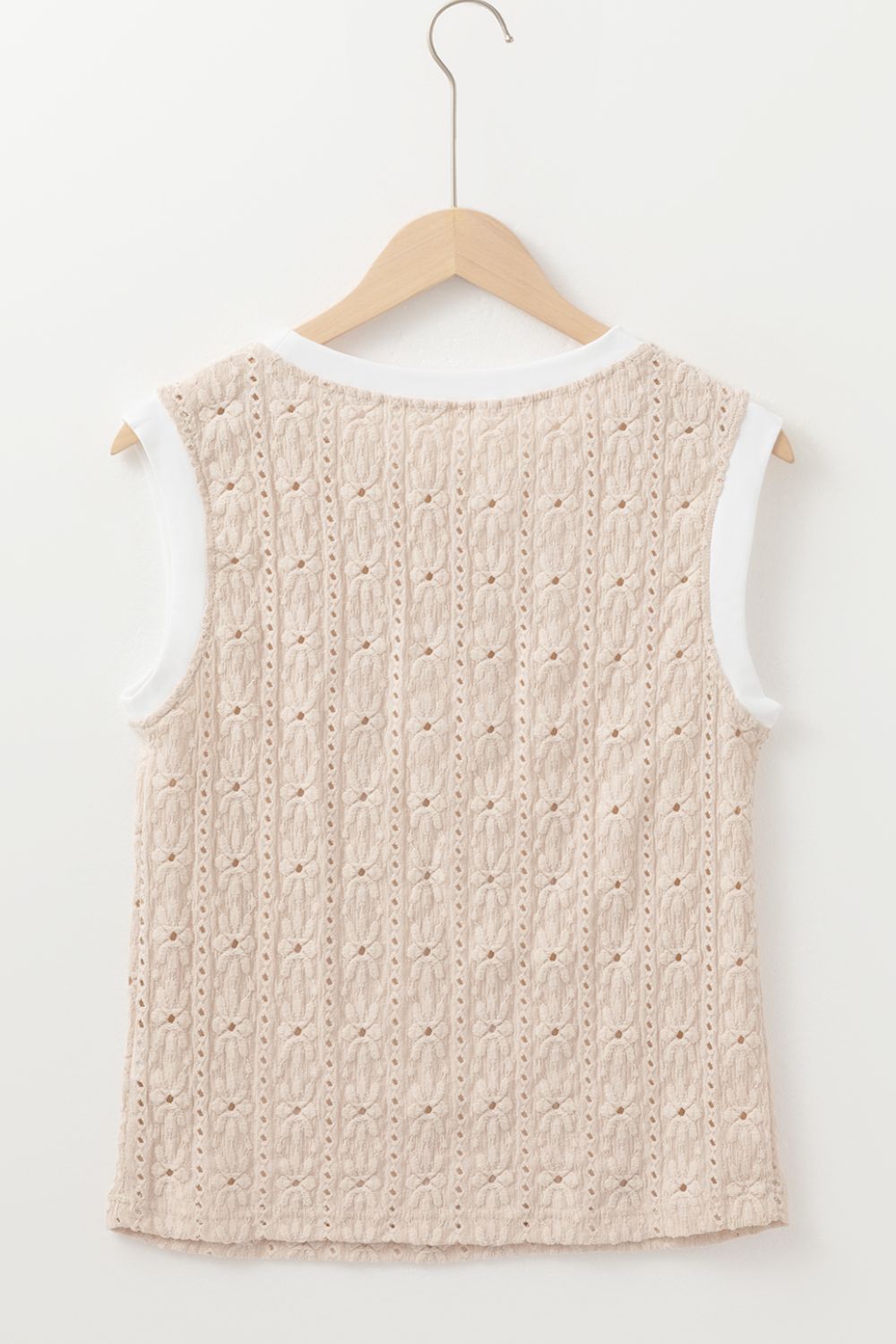 Floral Textured Crew Neck Sleeveless Top - felvior