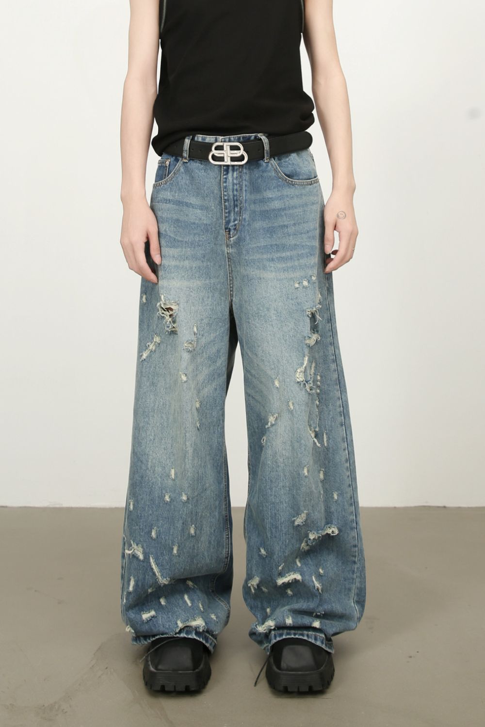 Men's Distressed Wide Leg Jeans