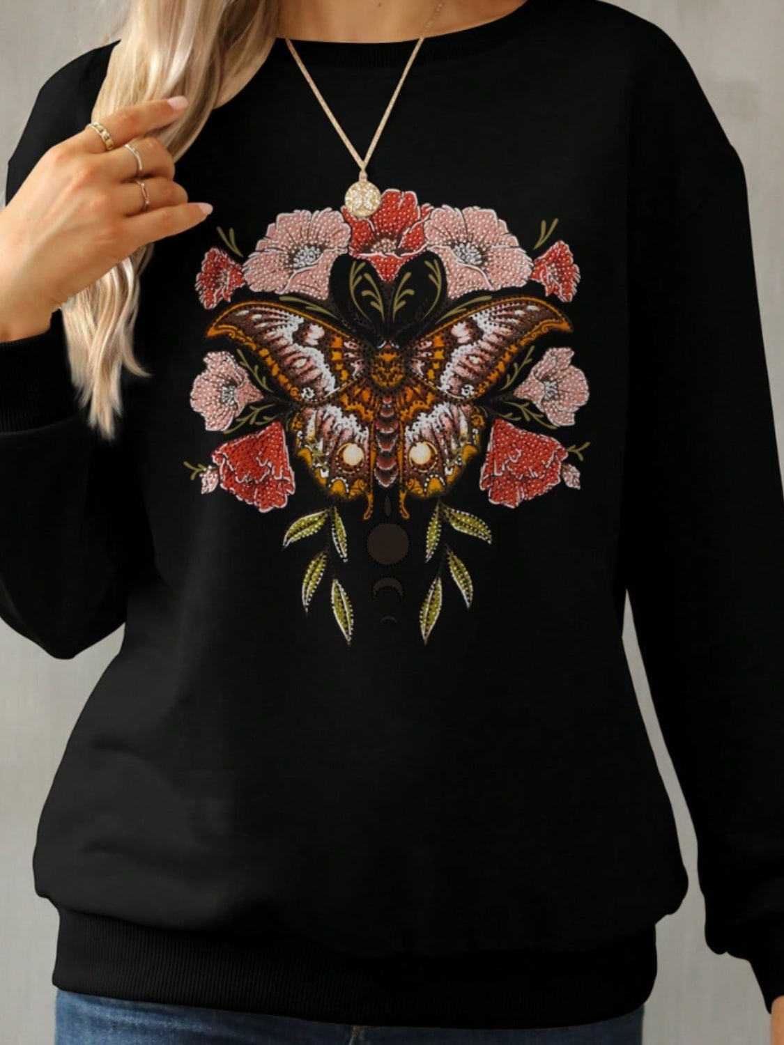 Graphic Round Neck Long Sleeve Sweatshirt - felvior