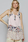 POL Floral Print Scoop Neck Tank with Lace Trim