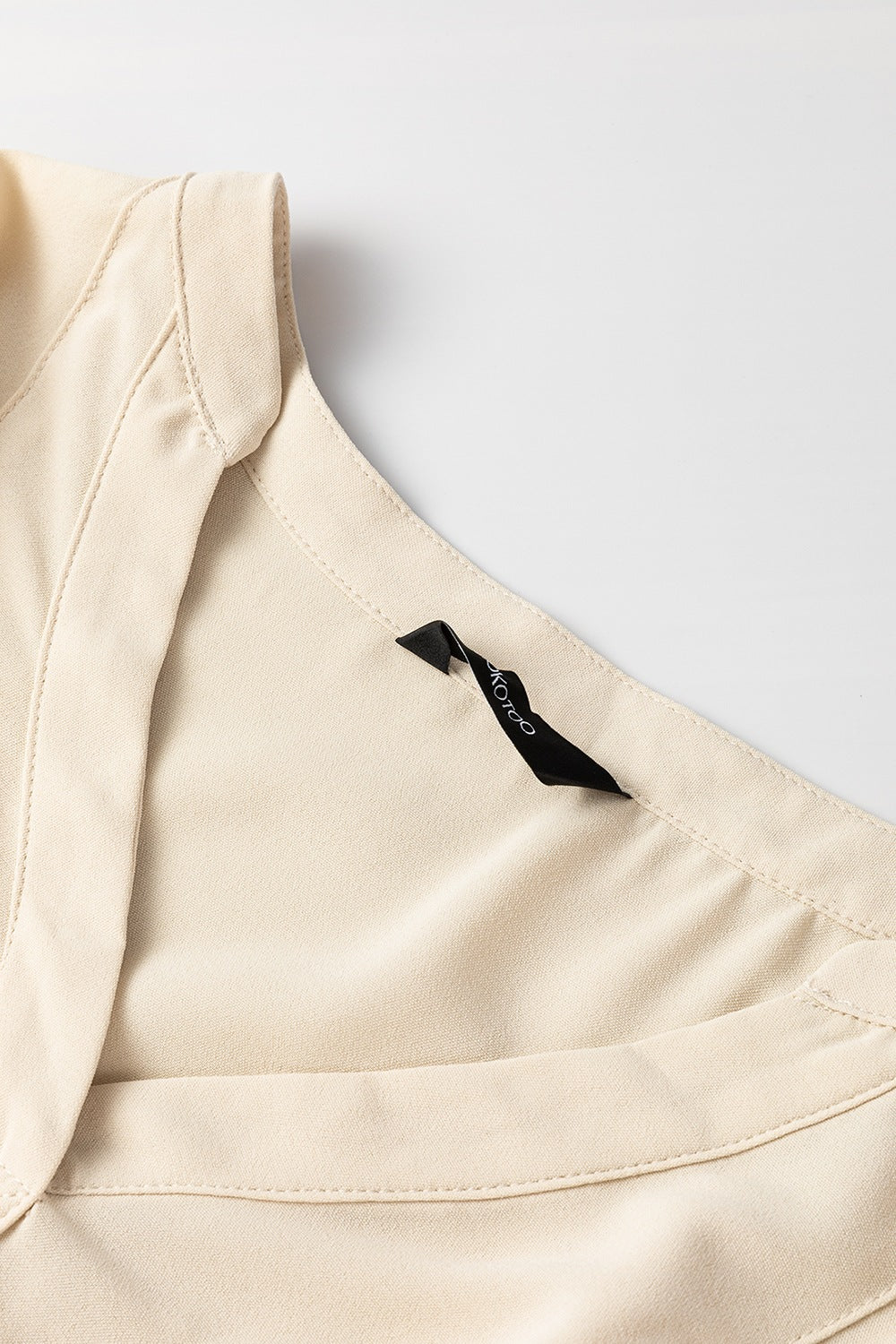 Lantern Sleeve Notched V Neck Ruched Blouse - felvior