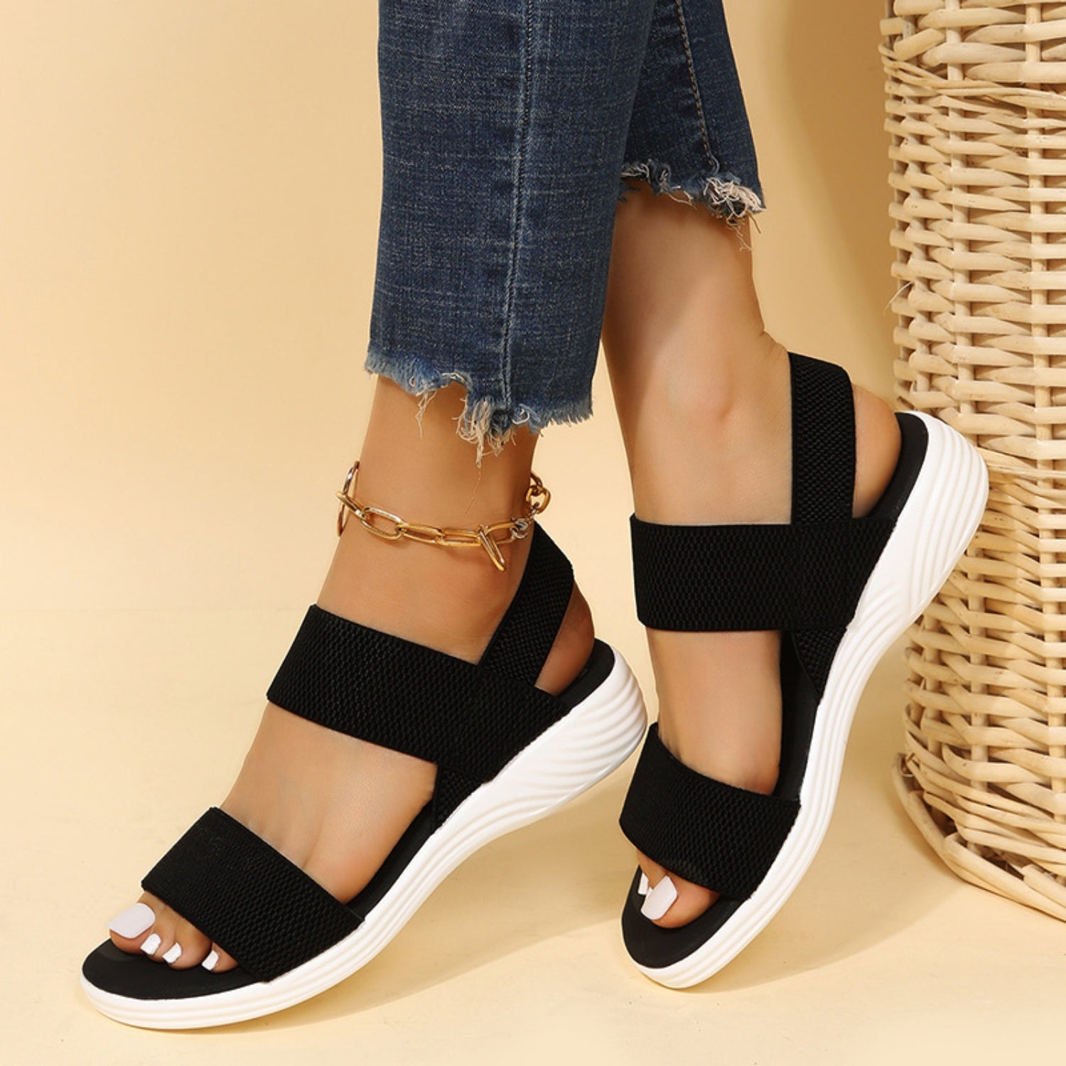 Rubber Open Toe Low Heel Sandals - felvior