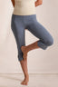 Side Slit Capris Leggings