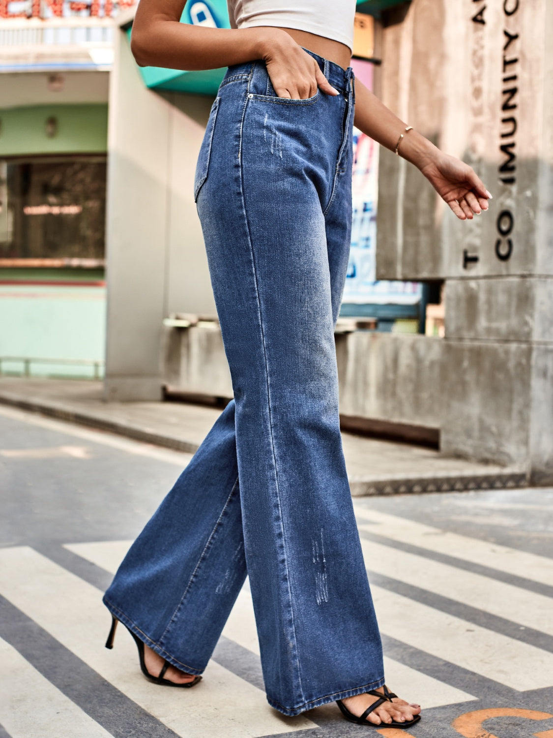 High Rise Bootcut Jeans with Pockets - felvior