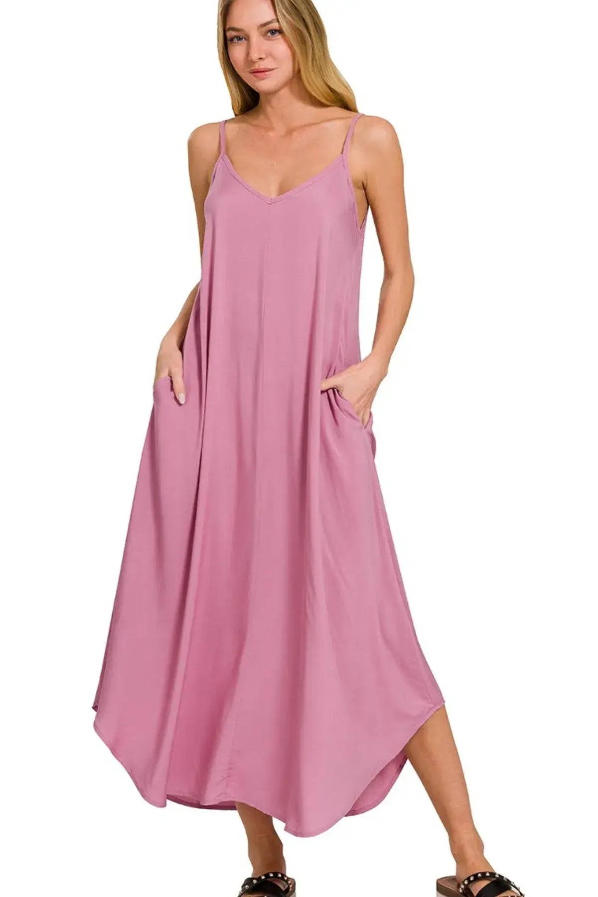 Zenana Woven Arc Hem Cami Dress With Flowy Pockets Hauptbild