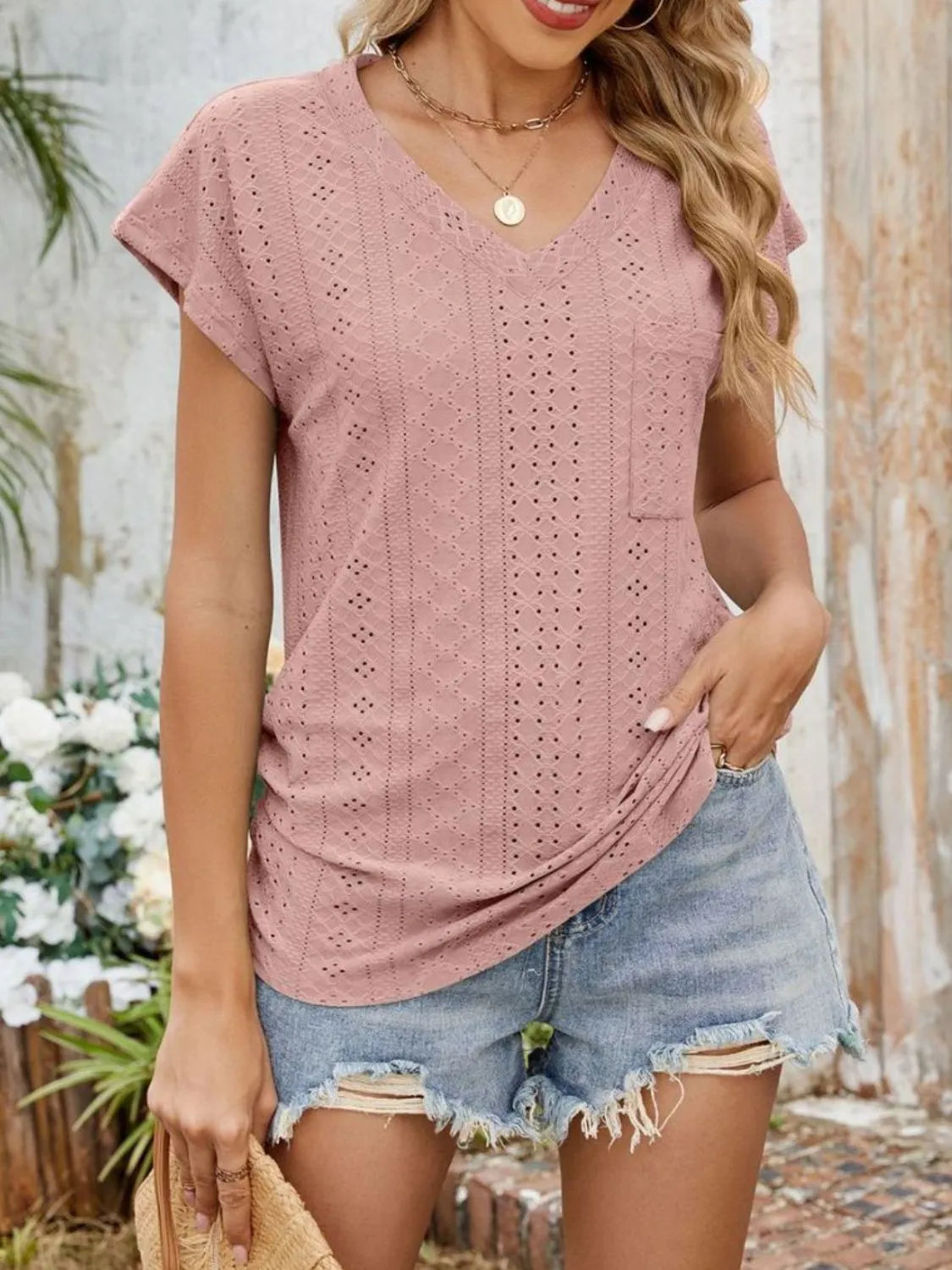 Eyelet V-Neck Short Sleeve Top - felvior