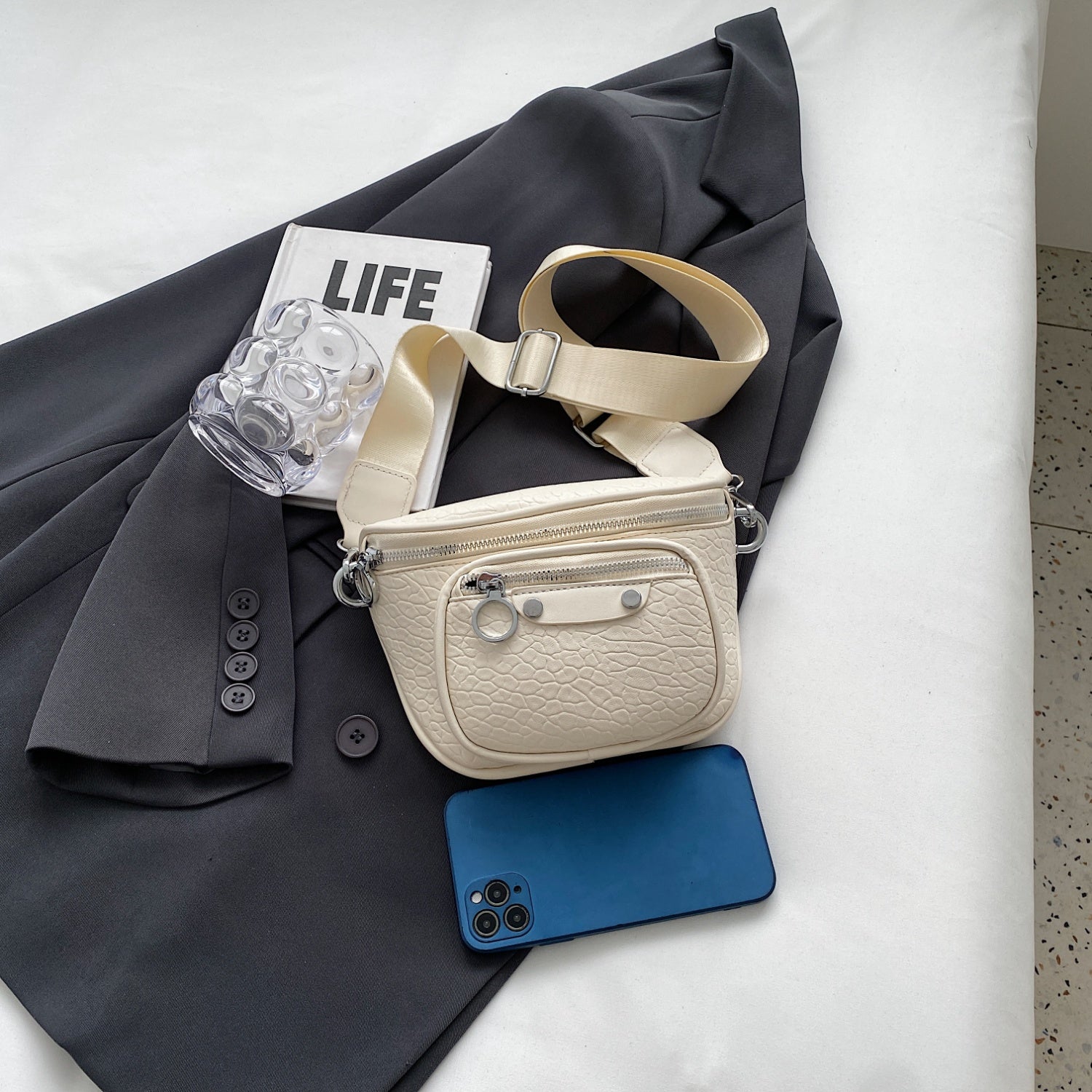 Texture PU Leather Crossbody Bag - felvior