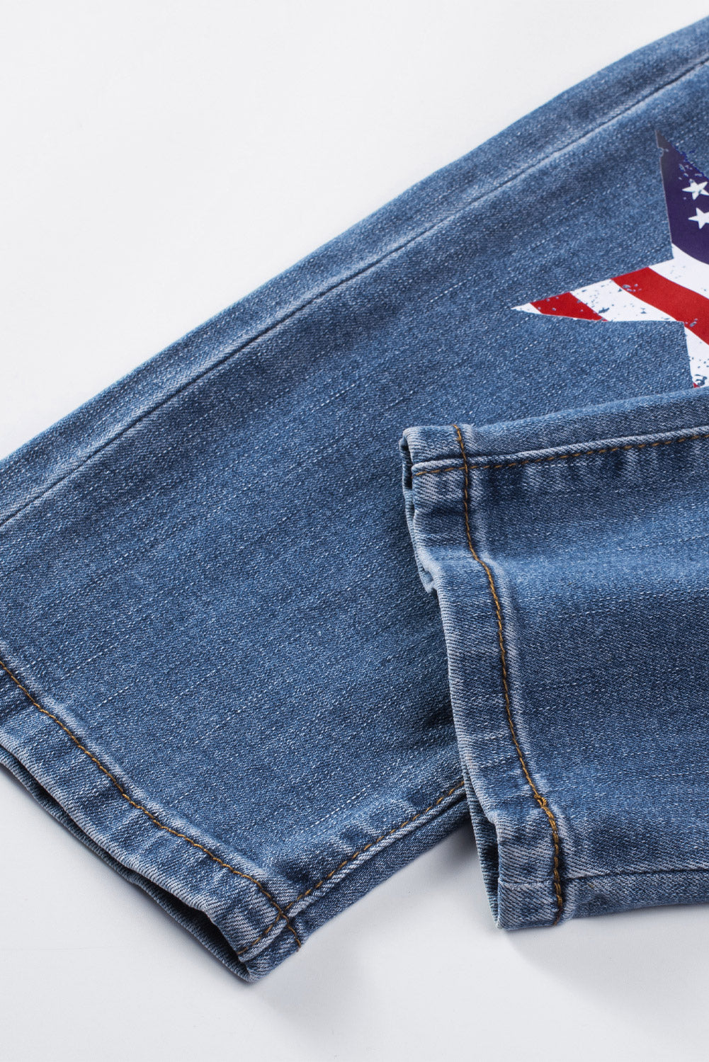 Distressed Straight Jeans with Pockets - felvior