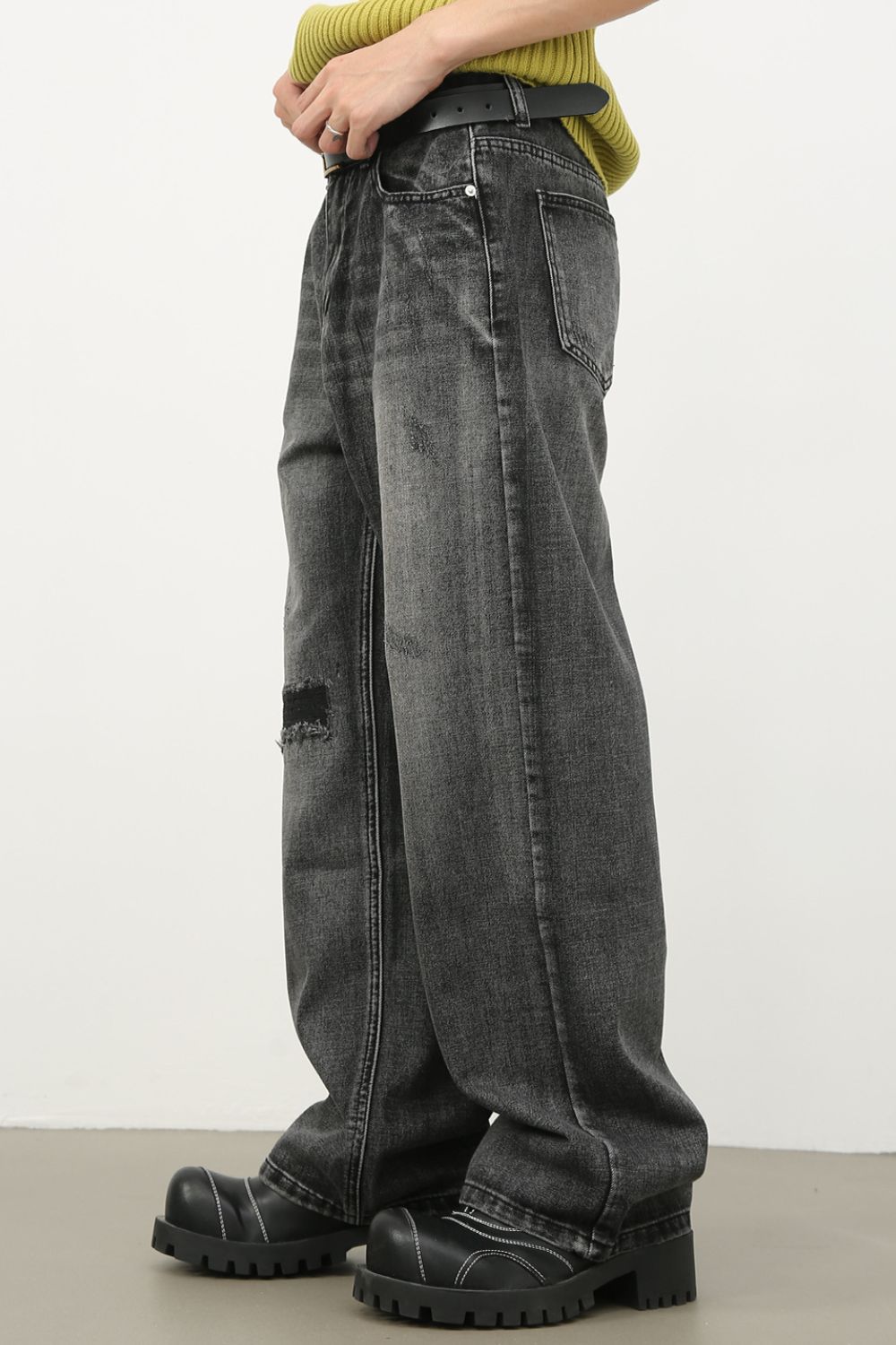 Men's Distressed Jeans with Pockets