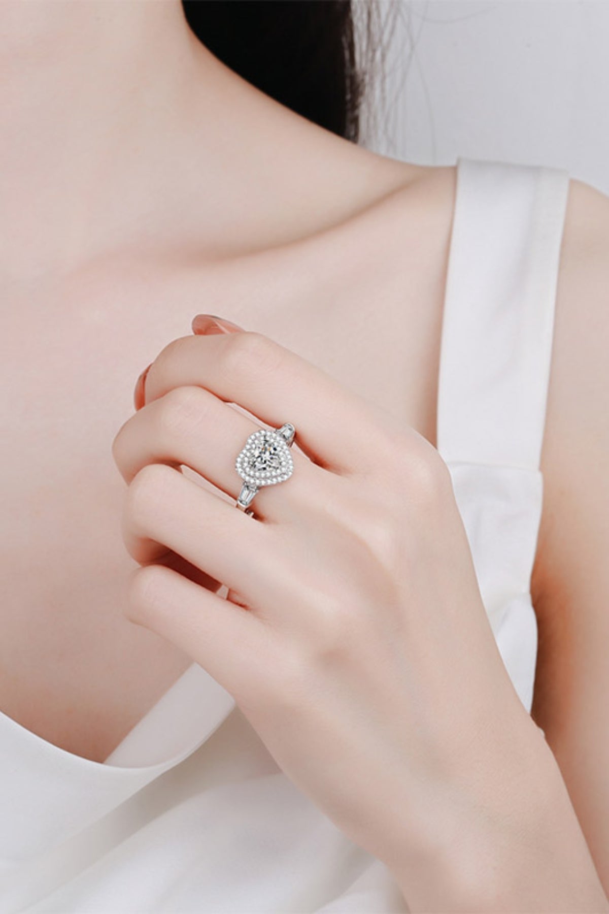 1 Carat Moissanite 925 Sterling Silver Heart Ring - felvior