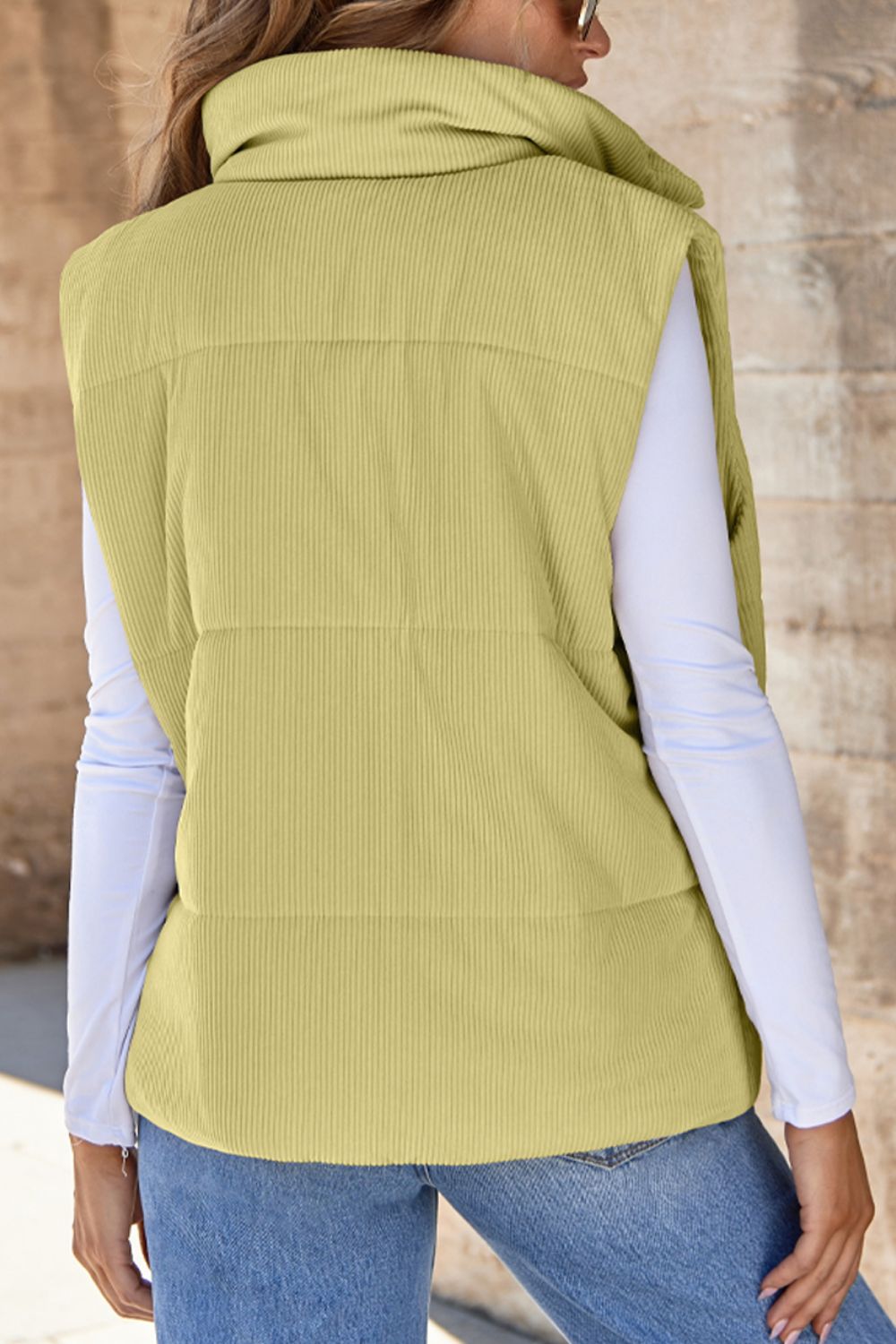 Zip Up Turtleneck Vest Coat - felvior