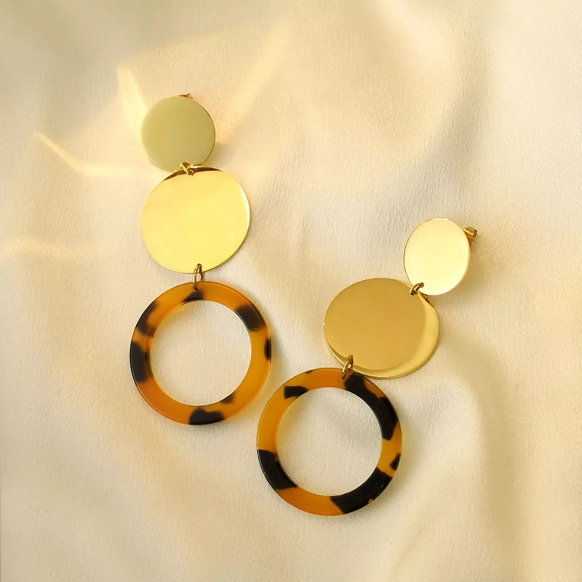 18K Gold-Plated Geometric Circle Dangle Earrings Secondary image