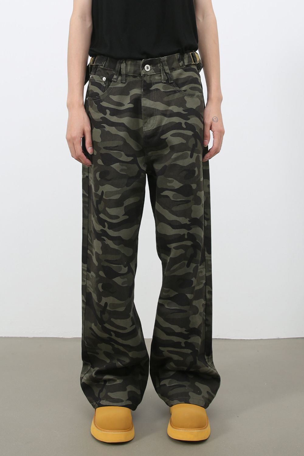 Men's Camouflage Jeans with Pockets Hauptbild