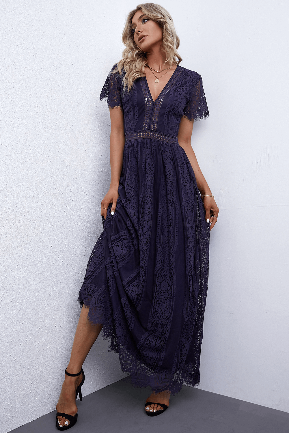 Scalloped Trim Lace Plunge Dress - felvior