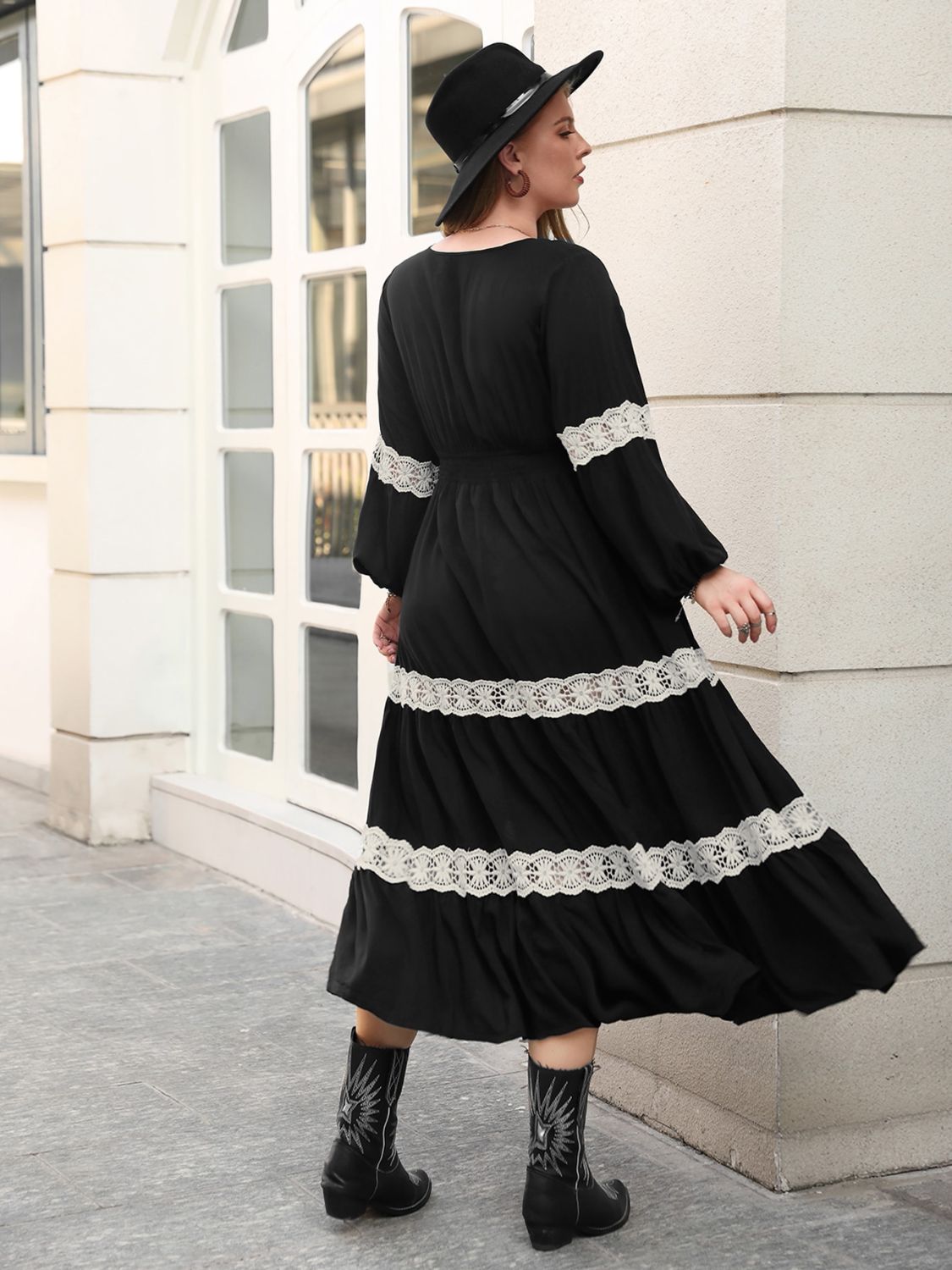 Plus Size Lace Detail V-Neck Long Sleeve Midi Dress Secondary image