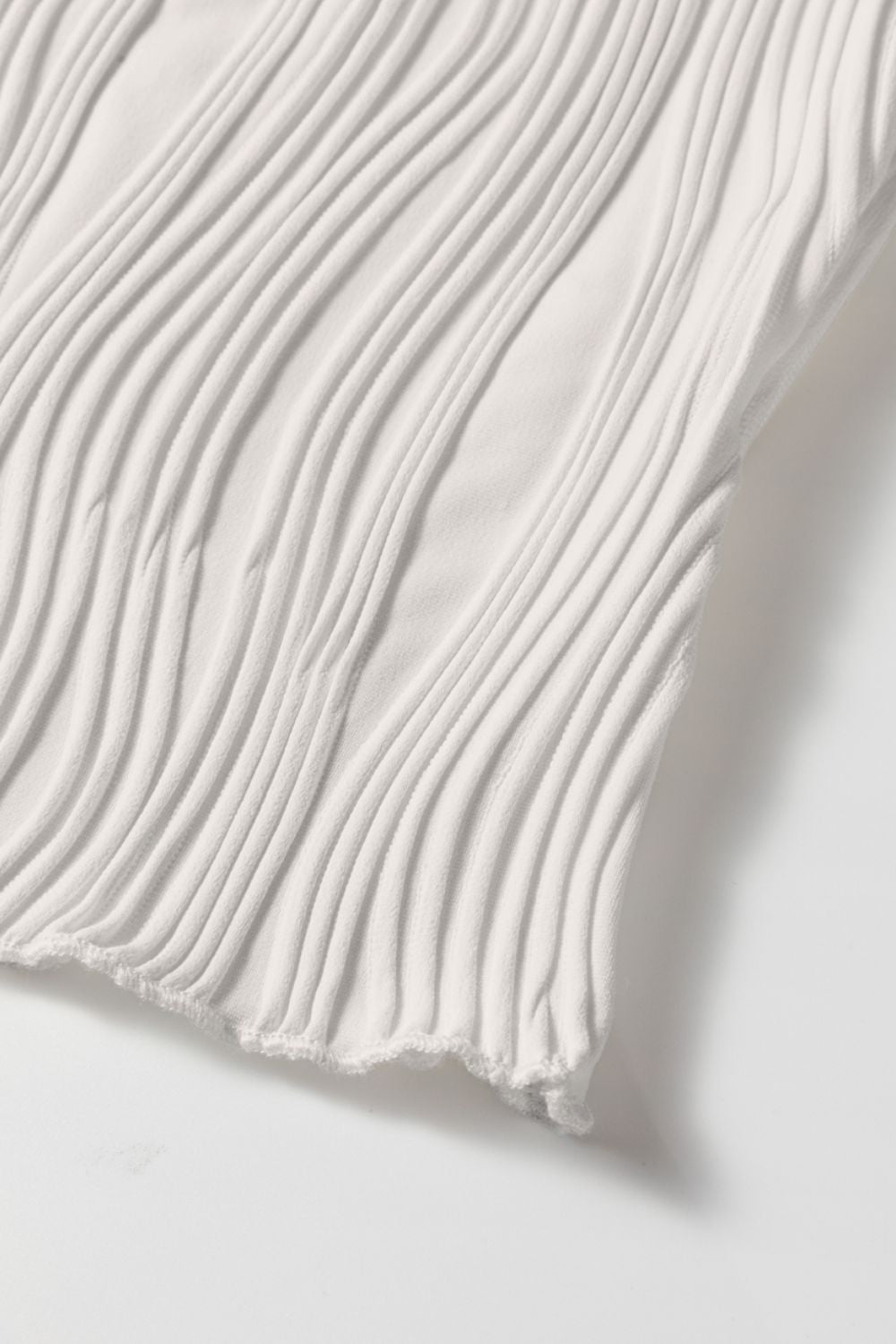 Wavy Textured Mock Neck Tank - felvior