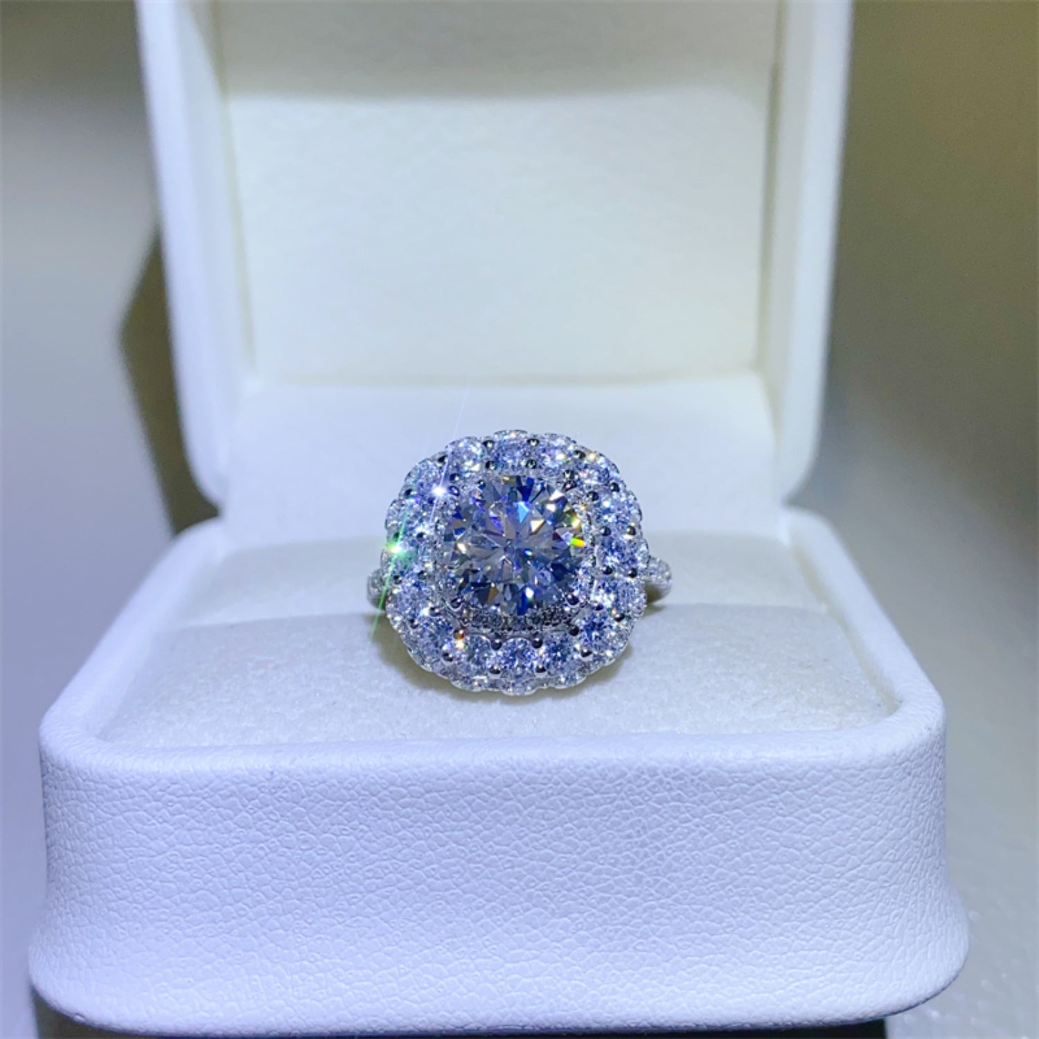 2 Carat Moissanite 925 Sterling Silver Ring - felvior