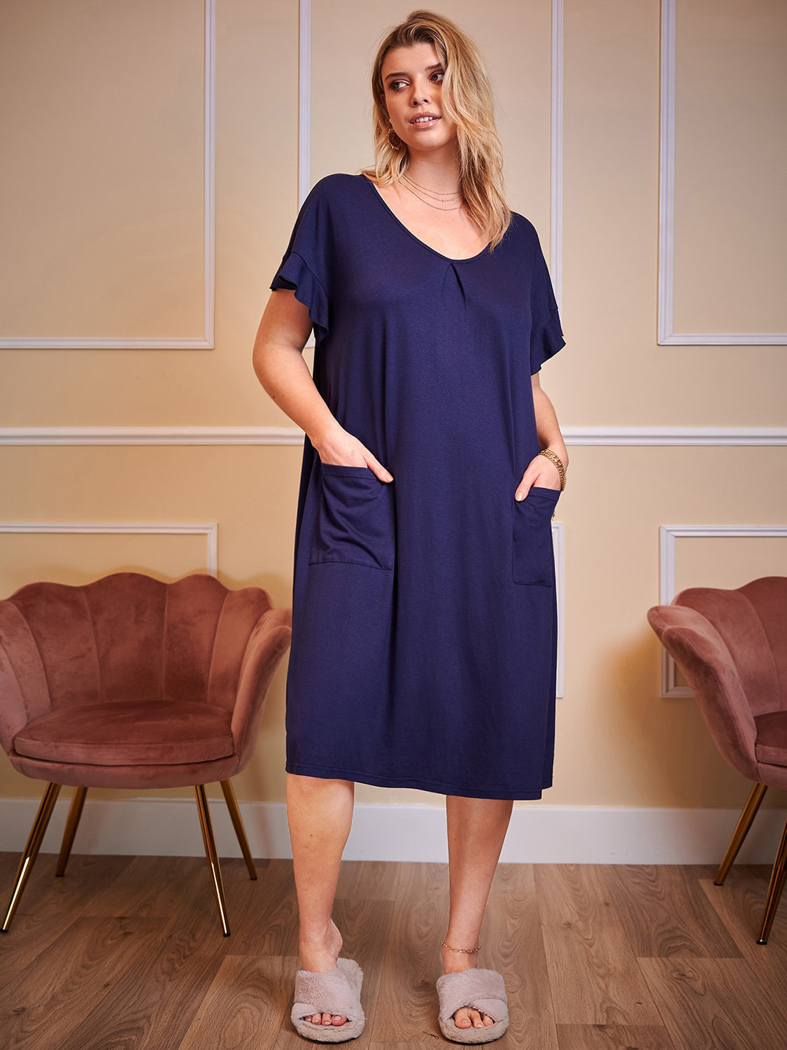 Plus Size Round Neck Short Sleeve Lounge Dress - felvior