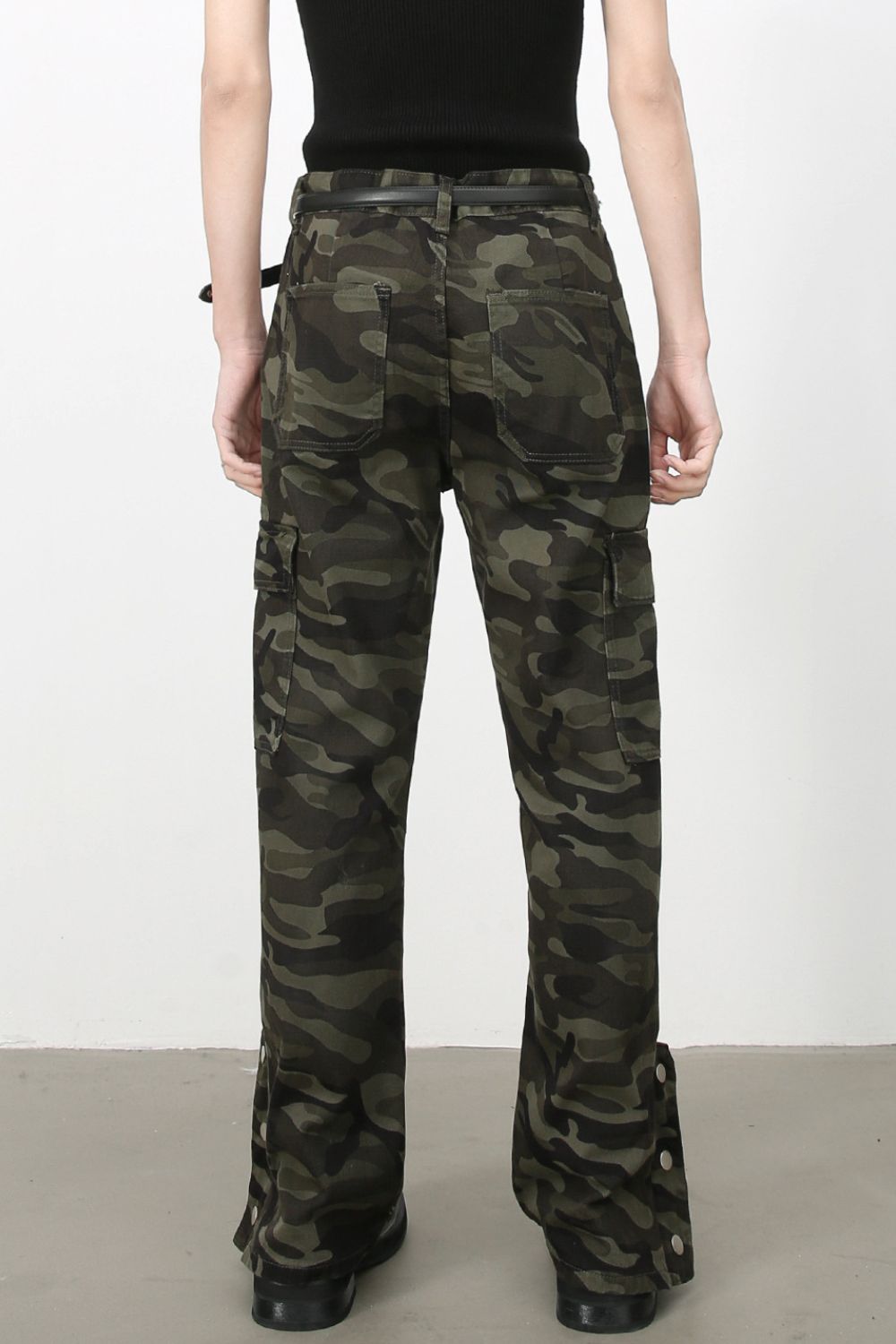 Men's Camouflage Jeans with Cargo Pockets