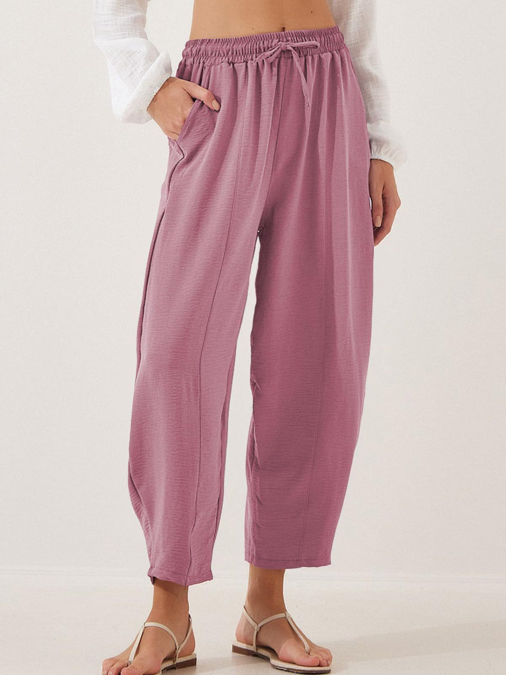 Full Size Drawtising Cropped Jogger Pants Plus Size - felvior