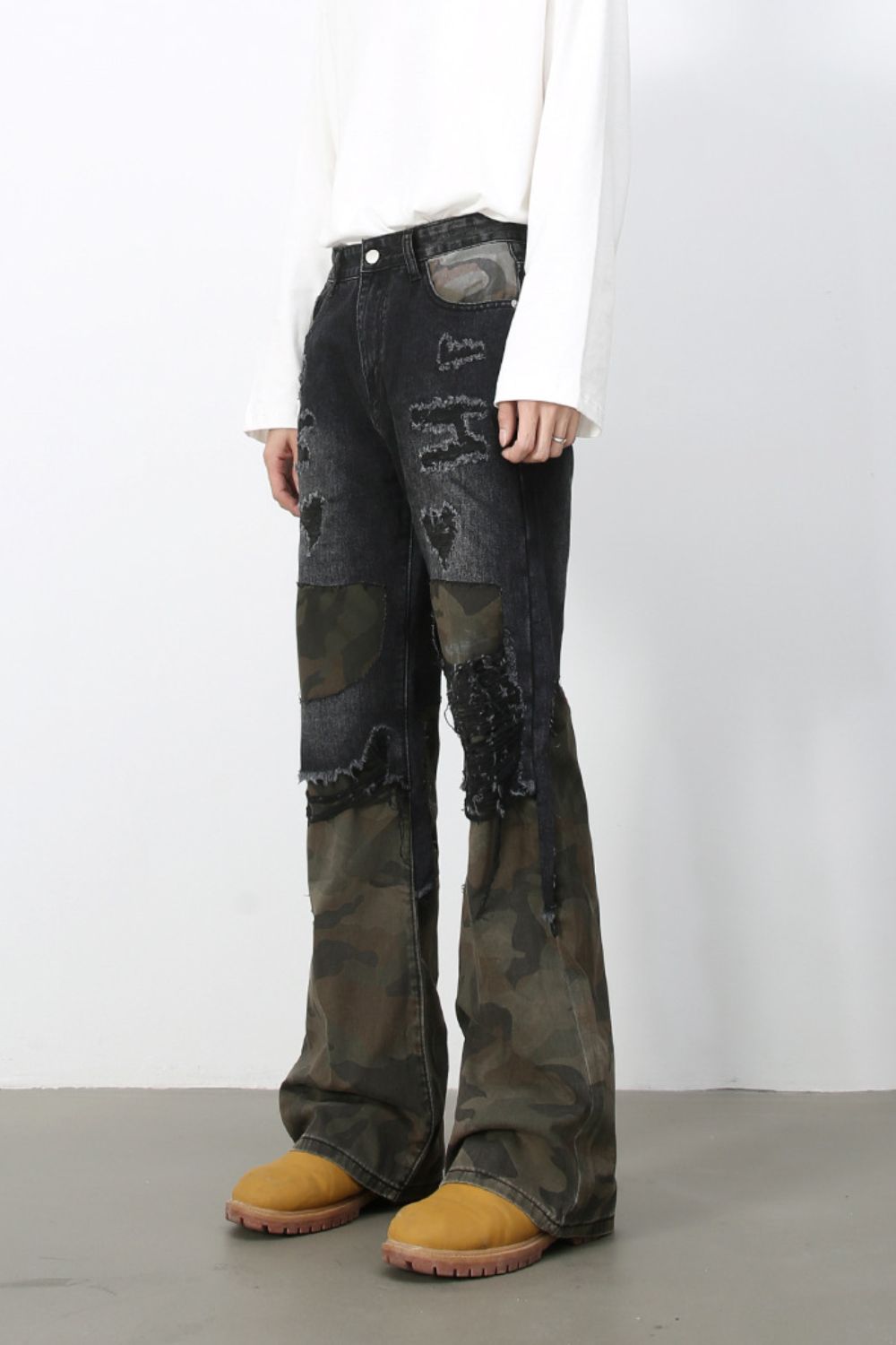 Men's Frayed Hem Camouflage Jeans