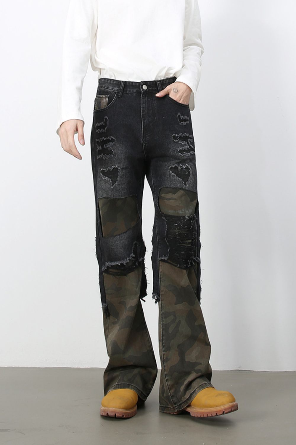 Men's Frayed Hem Camouflage Jeans