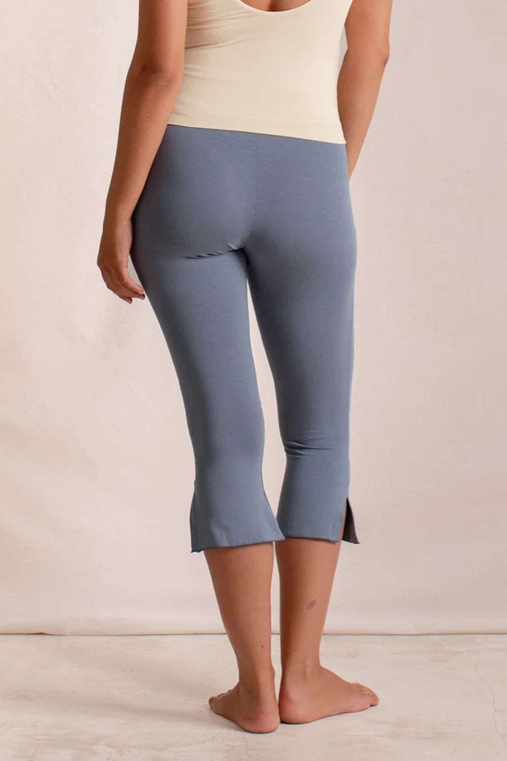 Side Slit Capris Leggings - felvior