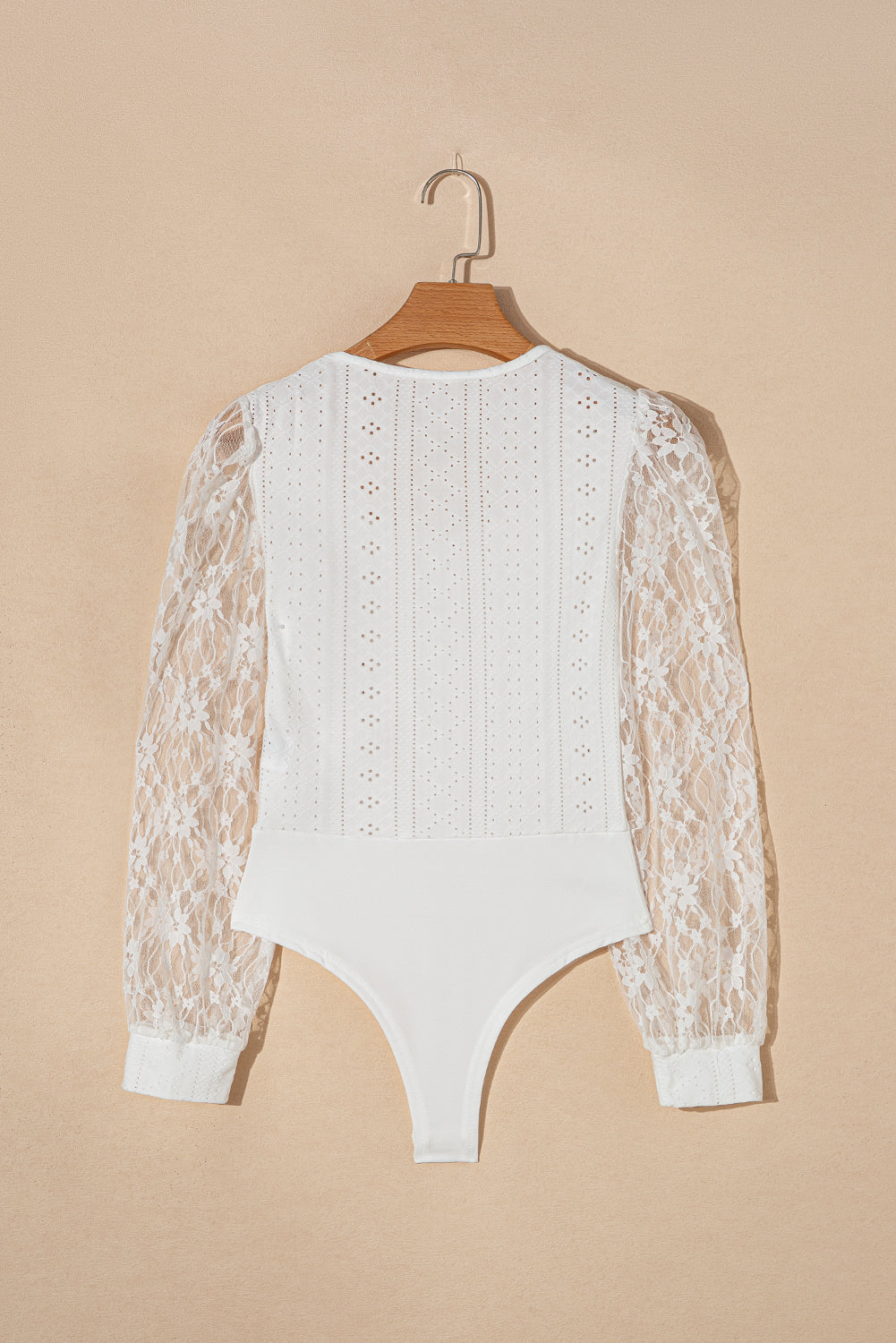 Eyelet Lace Long Sleeve Bodysuit - felvior