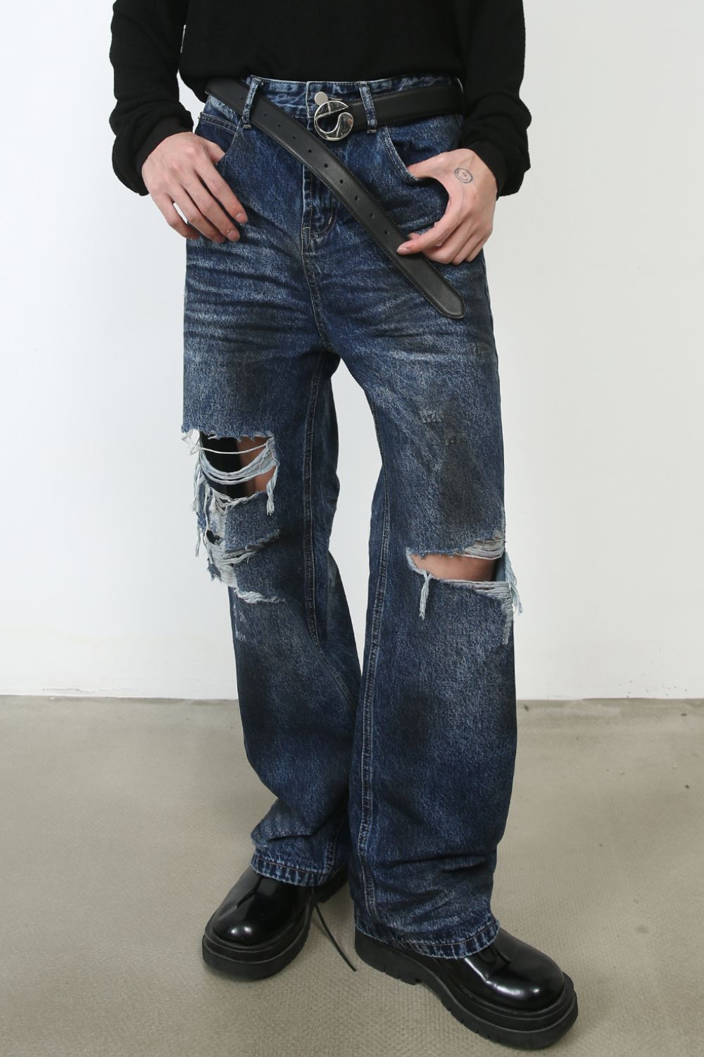 Men's Distressed Jeans with Pockets