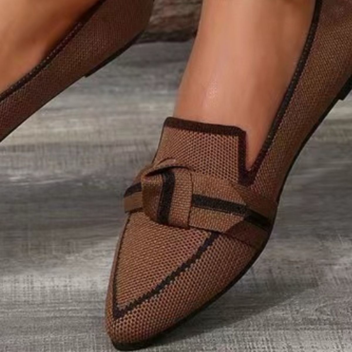 Bow Contrast Trim Point Toe Loafers - felvior