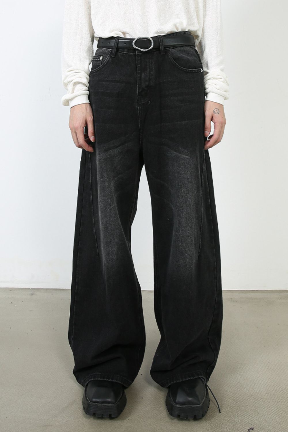 Men's Wide Leg Jeans