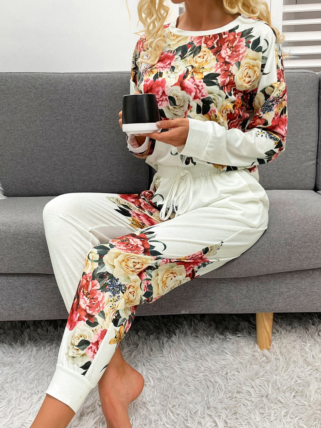 Shiny Printed Round Neck Top and Pants Lounge Set - felvior