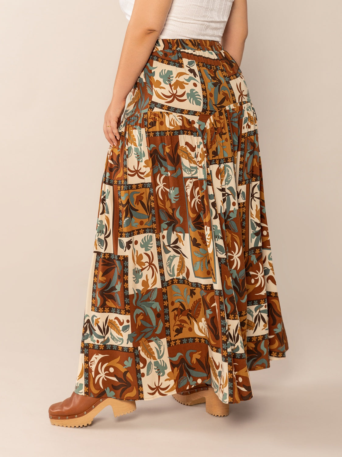 Plus Size Ruched Printed Maxi Skirt - felvior