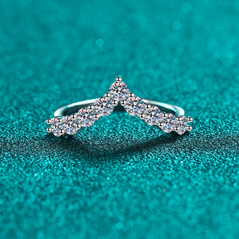 925 Sterling Silver Moissanite V Shape Ring - felvior