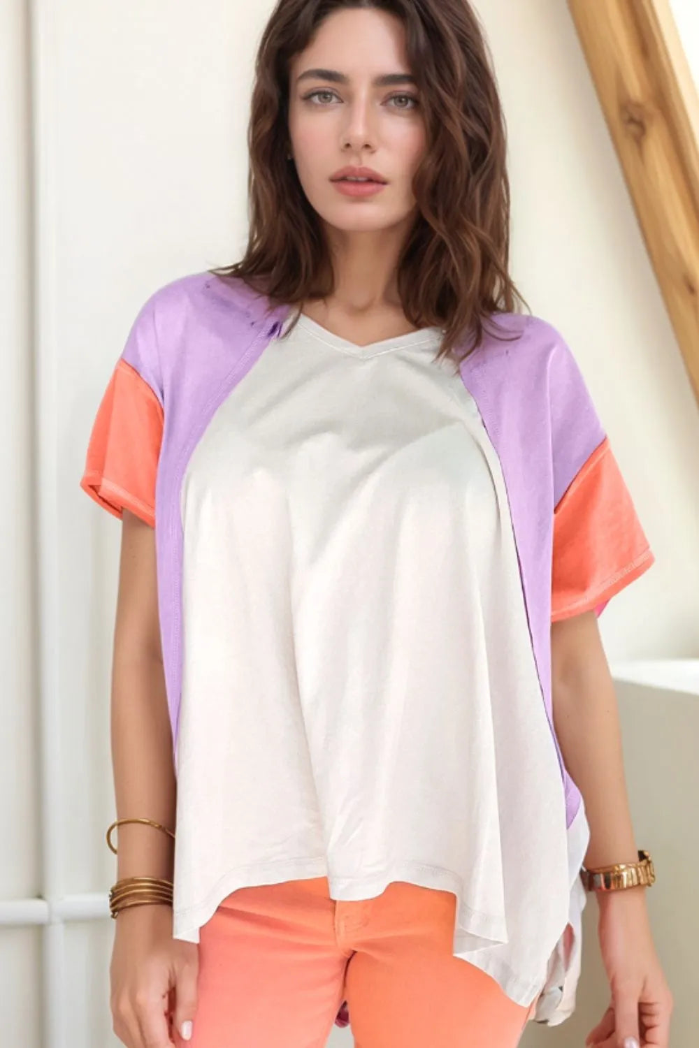 Color Block Patchwork V Neck Exposed Seam High Low T Shirt Image principale du produit