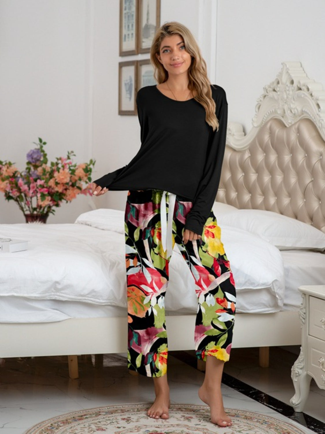 Round Neck Top and Printed Pants Lounge Set - felvior