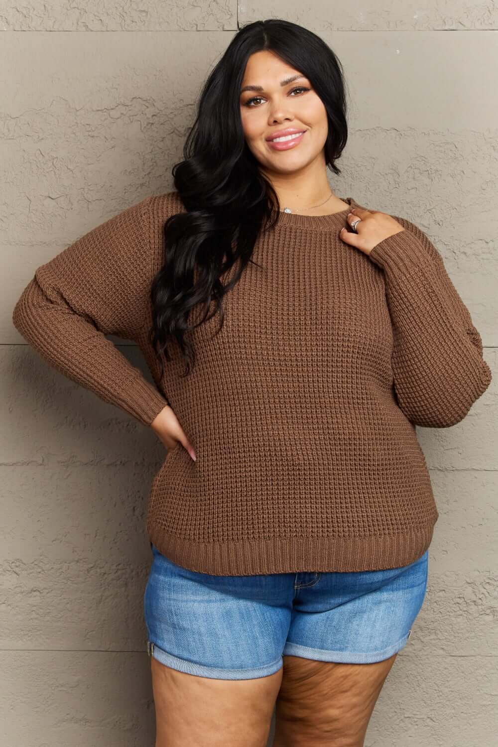 Zenana Breezy Days Plus Size High Low Waffle Knit Sweater Hauptbild