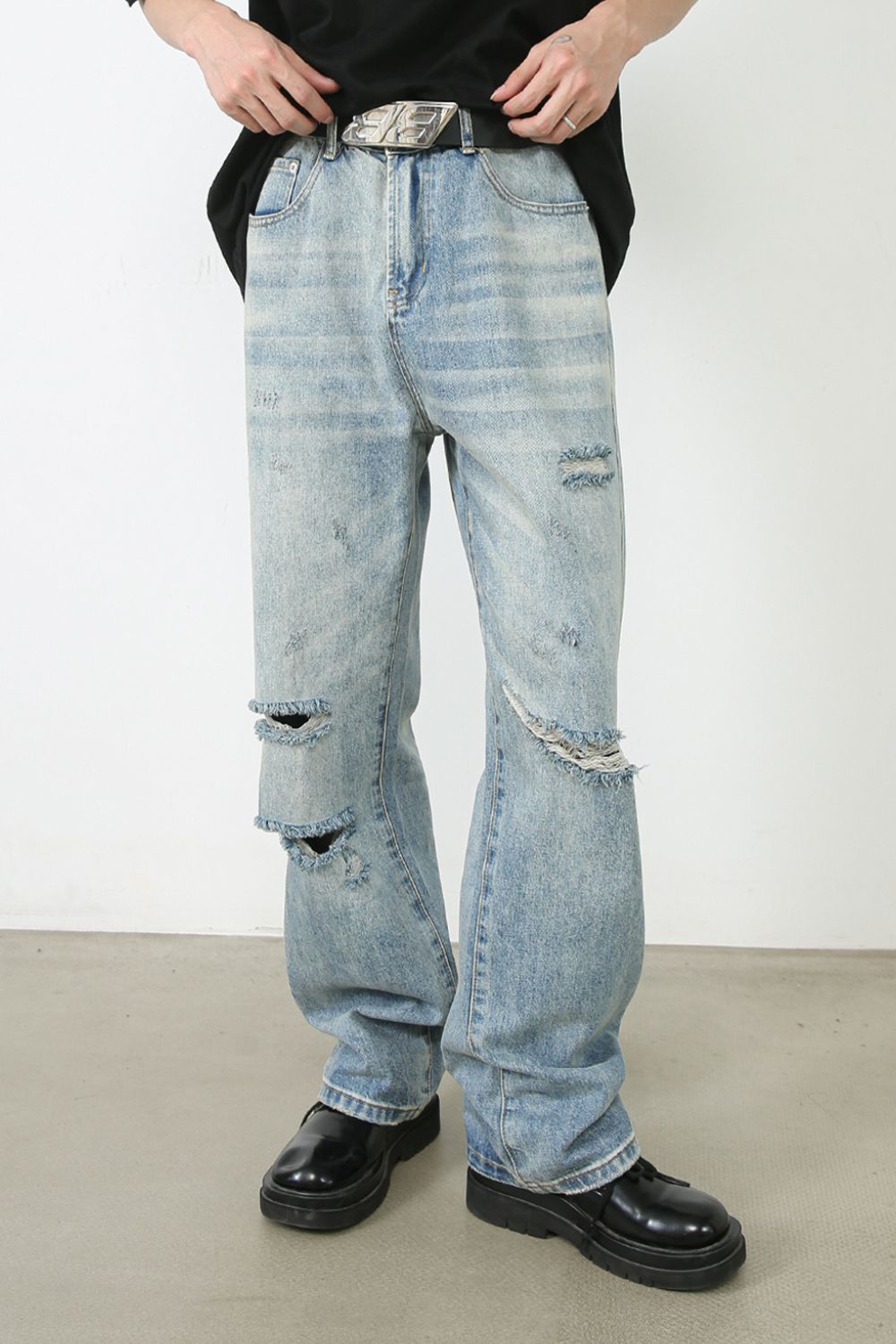 Men's Distressed Jeans with Pockets