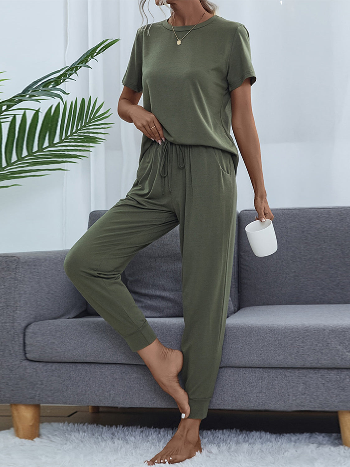 Shiny Round Neck Short Sleeve Top and Pants Set - felvior