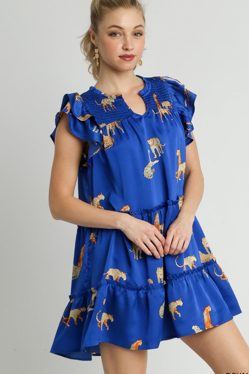 Umgee Full Size Cheetah Print Notched Ruffle Layered Cap Sleeve Mini Dress Plus Size Image principale du produit