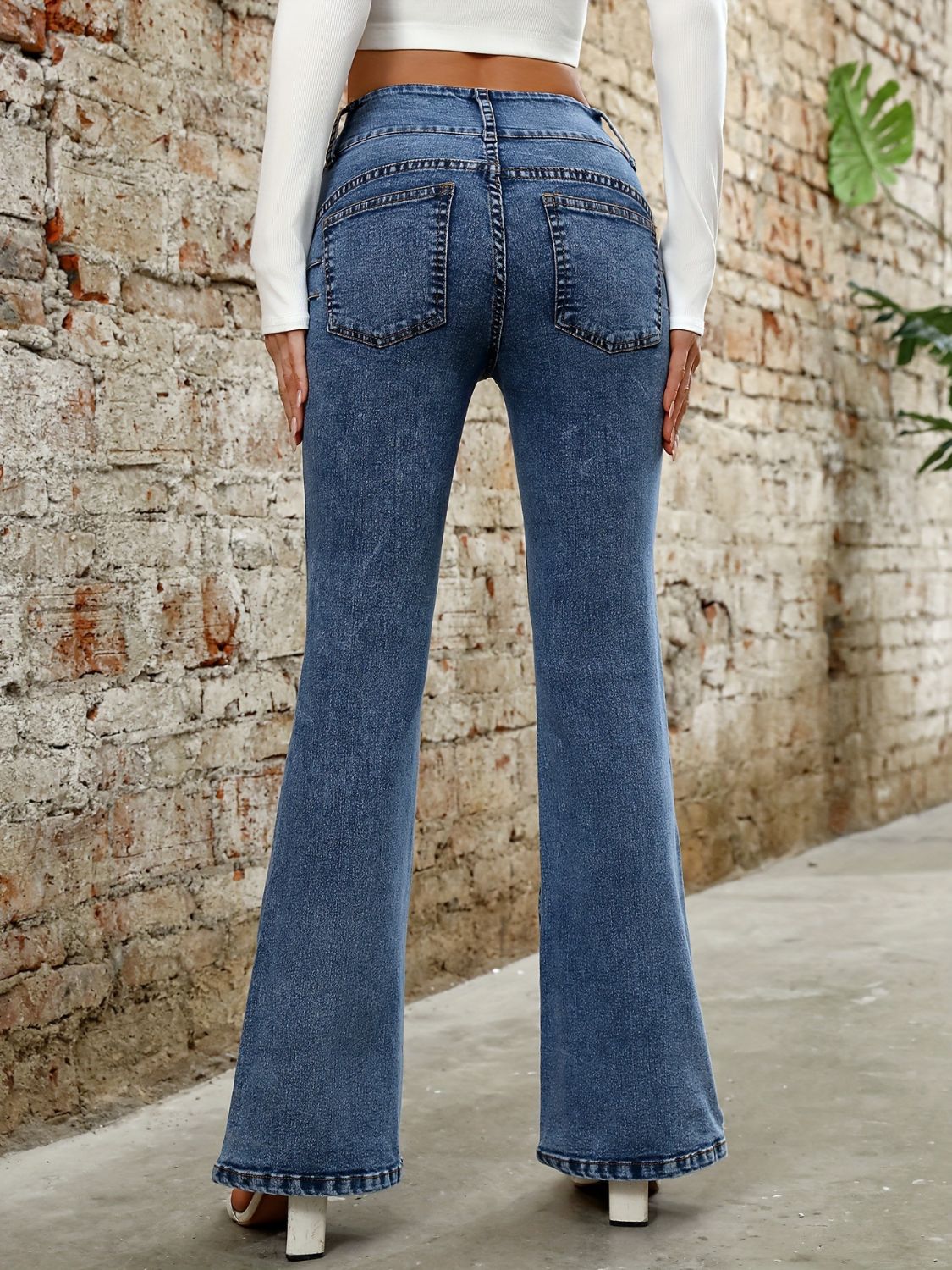 Bootcut Jeans with Pockets - felvior