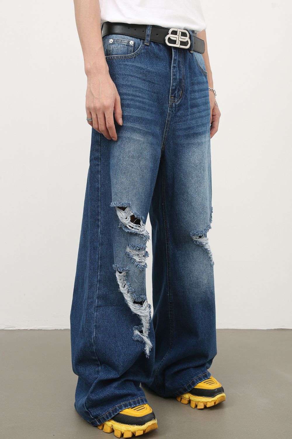 Men's Distressed Wide Leg Jeans Zweitbild