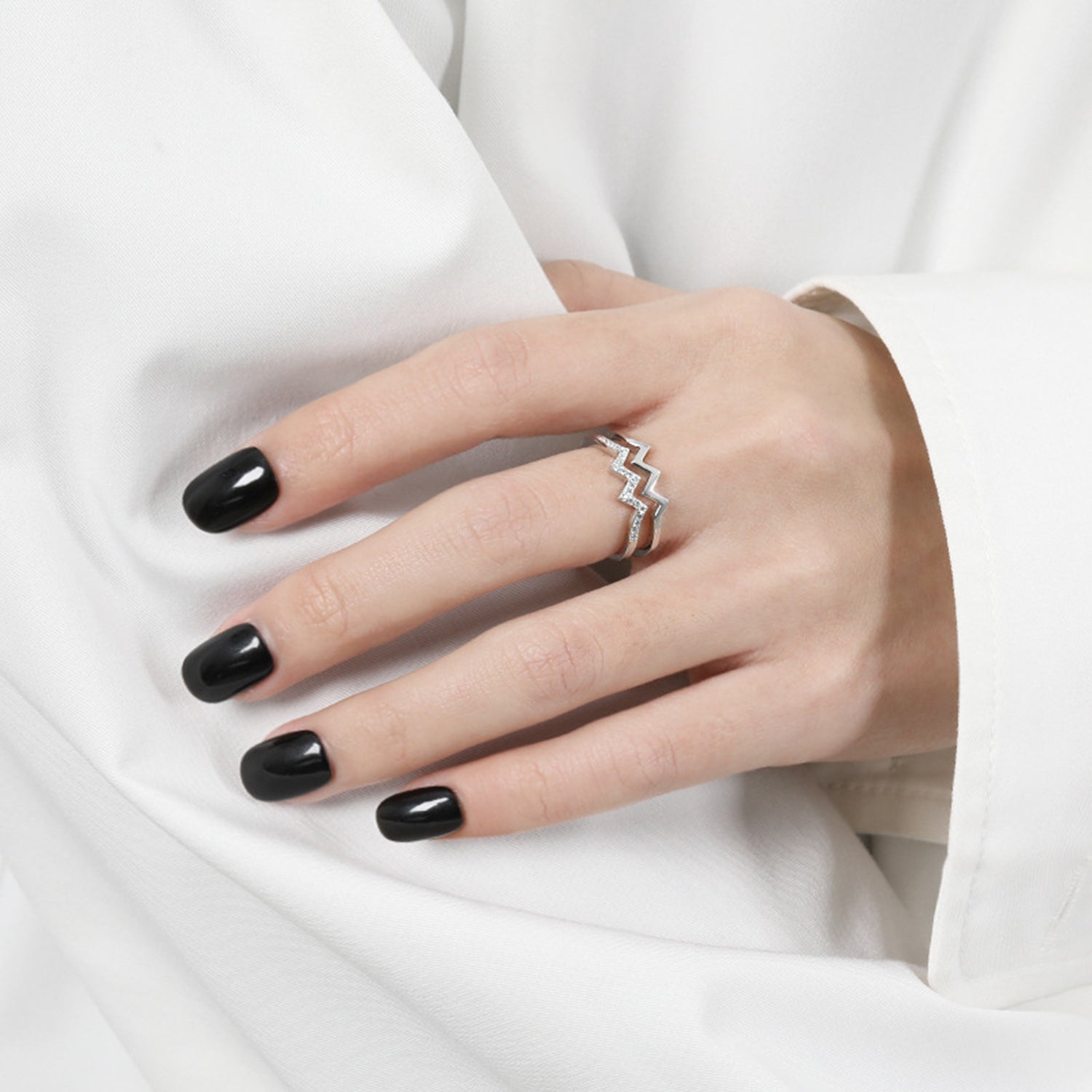 Wave Shape Inlaid Zircon Open Ring - felvior