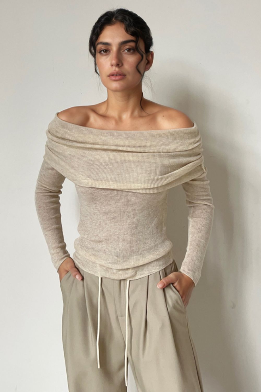 Off-Shoulder Long Sleeve Knit Top - felvior