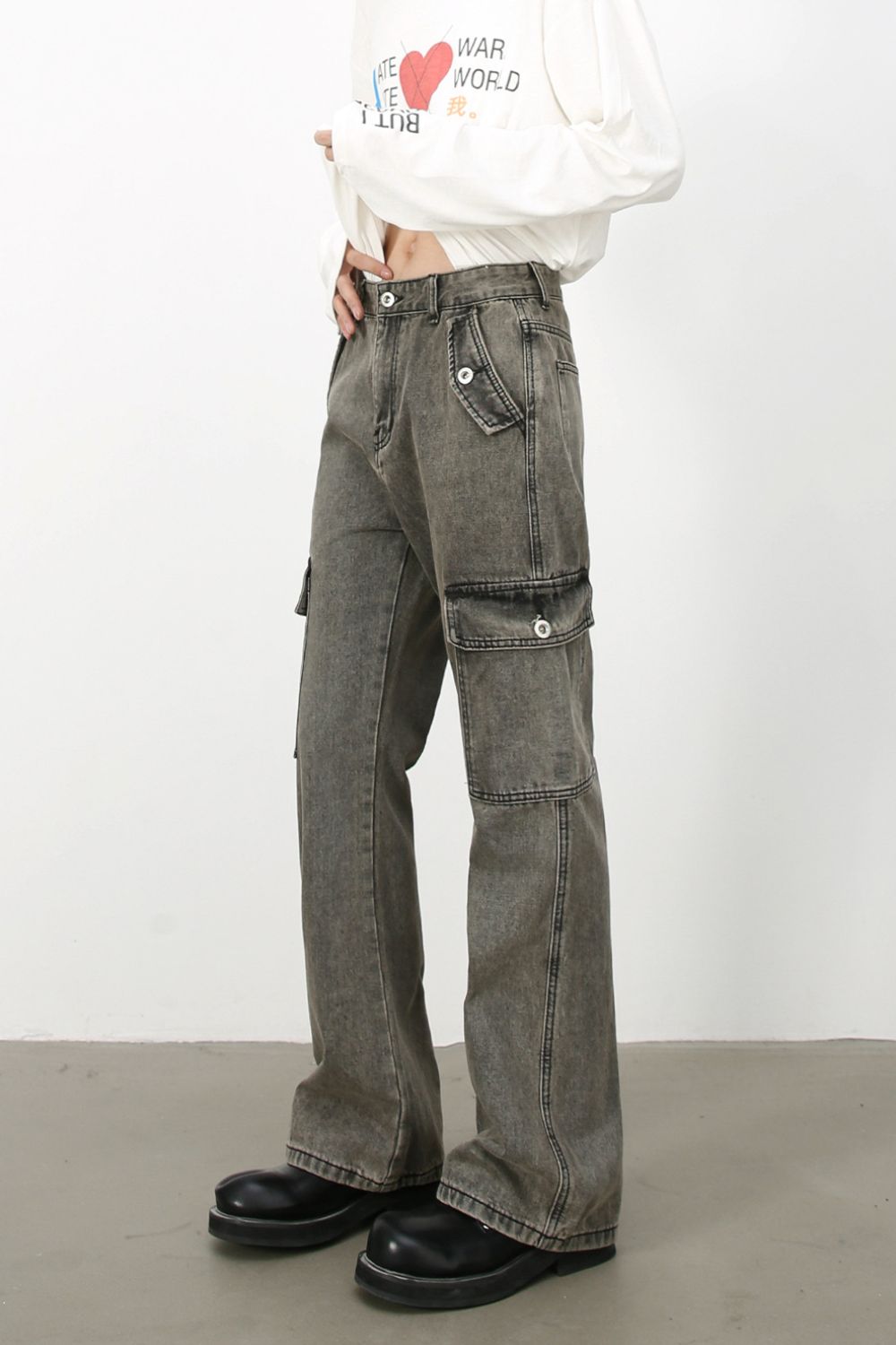 Men's Straight Leg Jeans with Cargo Pockets