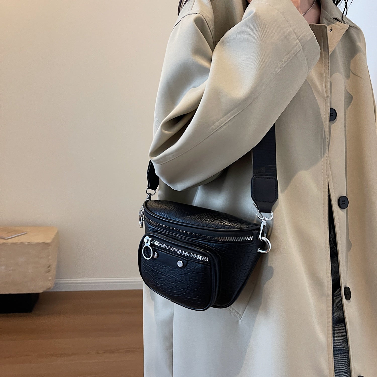 Texture PU Leather Crossbody Bag - felvior