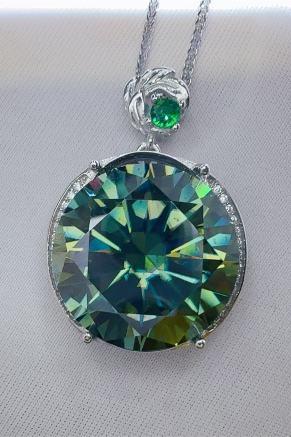 20 Carat Moissanite 925 Sterling Silver Pendant Necklace - felvior