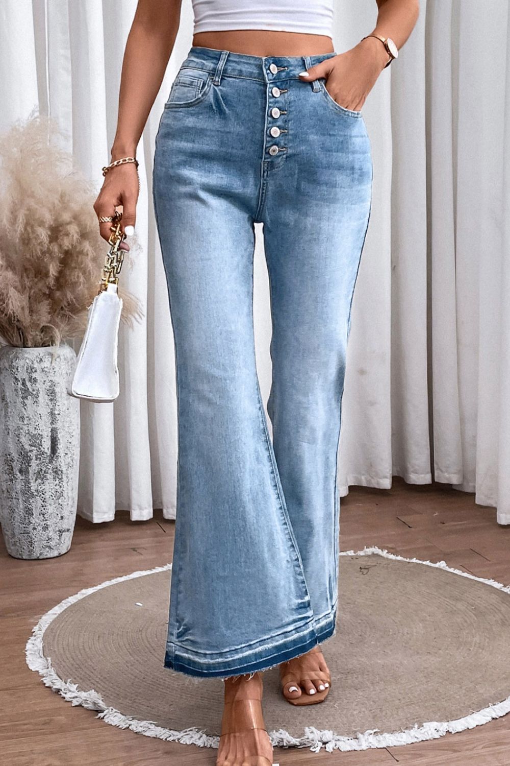 High Waist Button Fly Flared Jeans Hauptbild