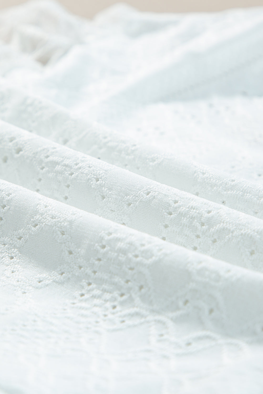 Eyelet Lace Long Sleeve Bodysuit - felvior
