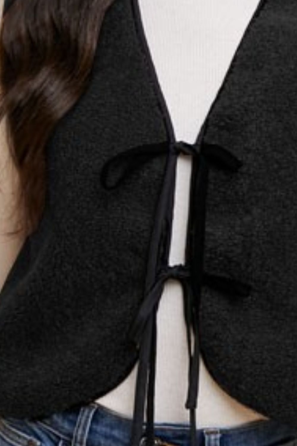 Annie Wear V-Neck Tie Detail Vest Coat - felvior